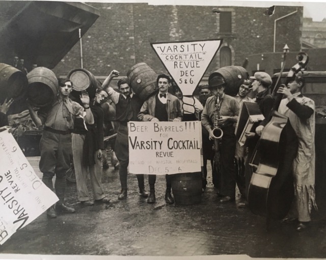 getting beer barrels from George's, Bristol 1939